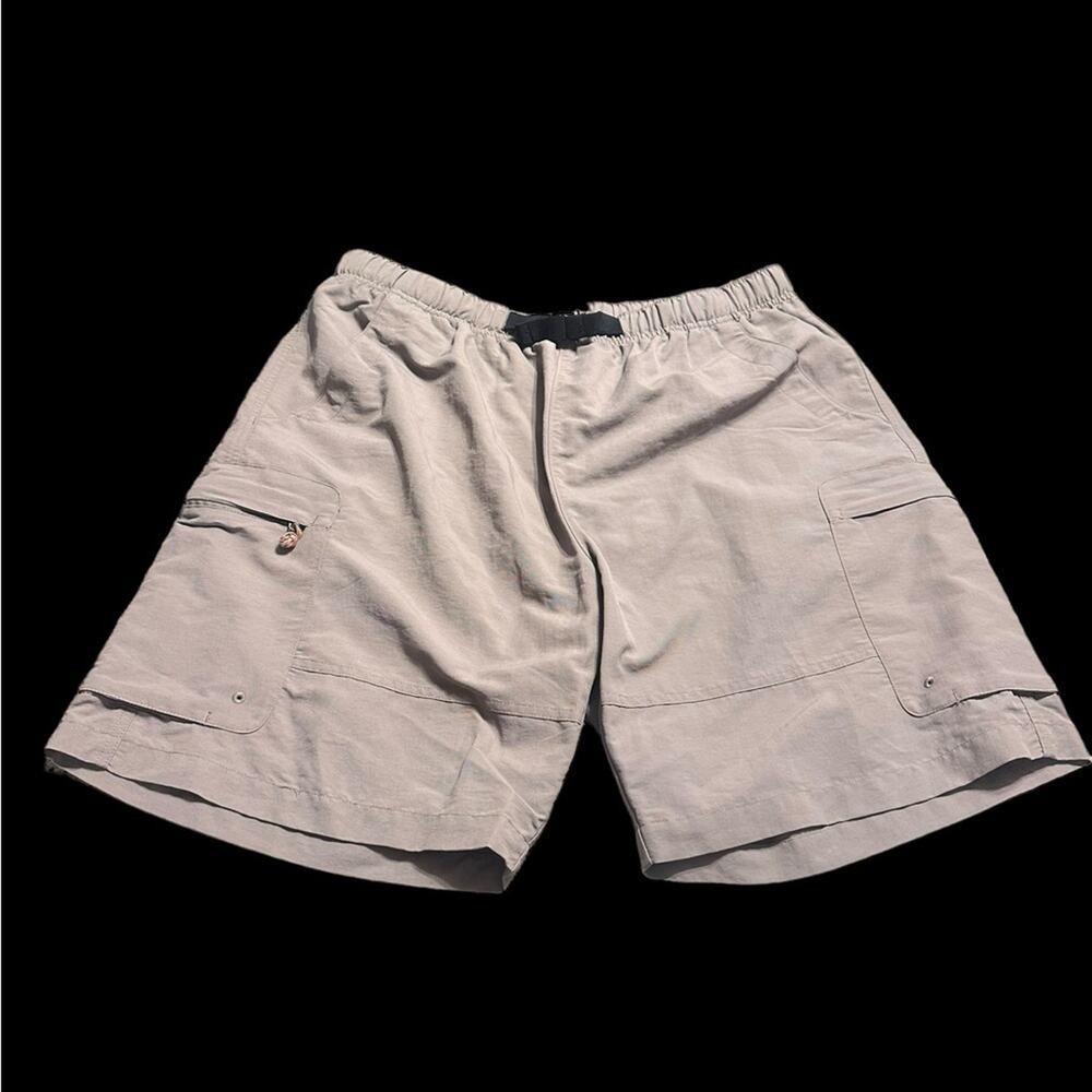 Woolrich Men’s Gray Nylon Cargo Shorts size L Built in Belt